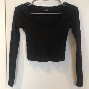 URBAN OUTFITTERS SCOOP NECK CROP TOP